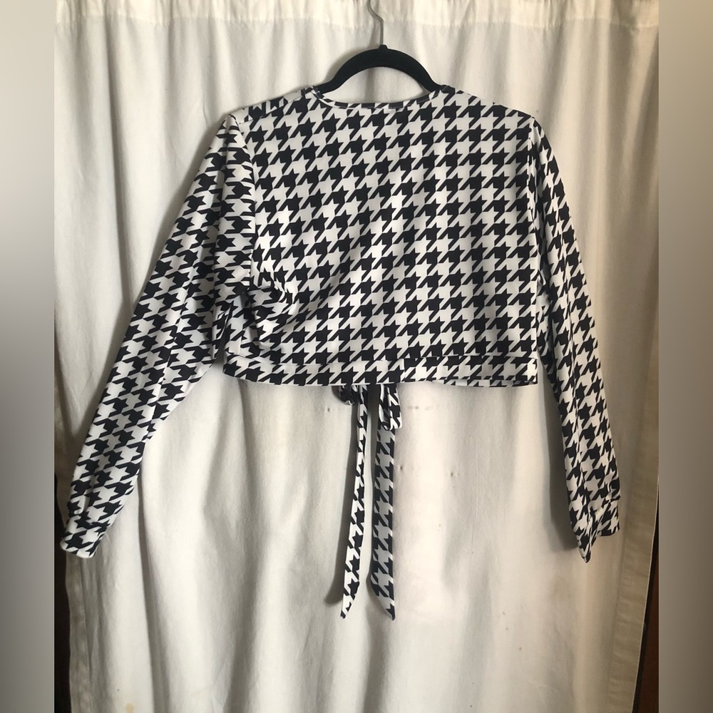 Houndstooth 2 Pc Legging Cropped Top Set - Picture 8 of 10
